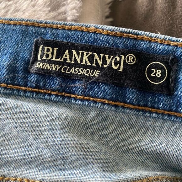 Blank NYC Skinny Classique Distressed Jeans size 28 - Picture 6 of 7